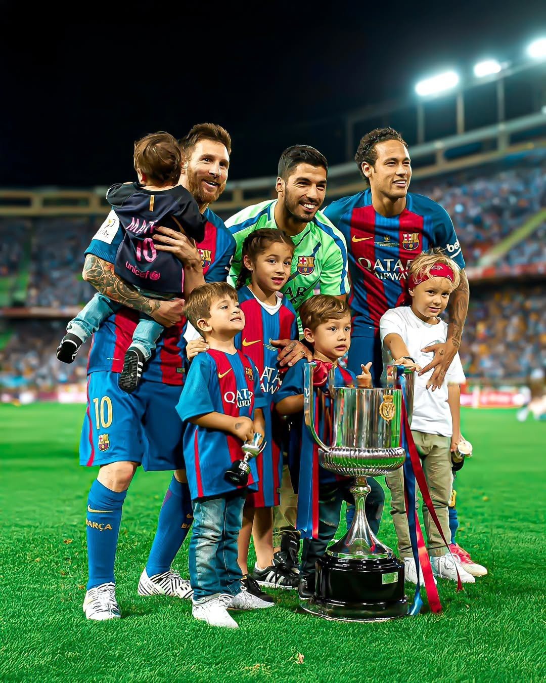 巴西完胜克罗地亚，阿尔瓦雷斯扛起全队