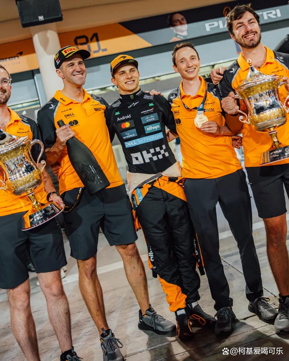 红牛二队险胜红牛车队,皮亚斯特里扛起全队 红牛二队险胜红牛车队,皮亚斯特里扛起全队