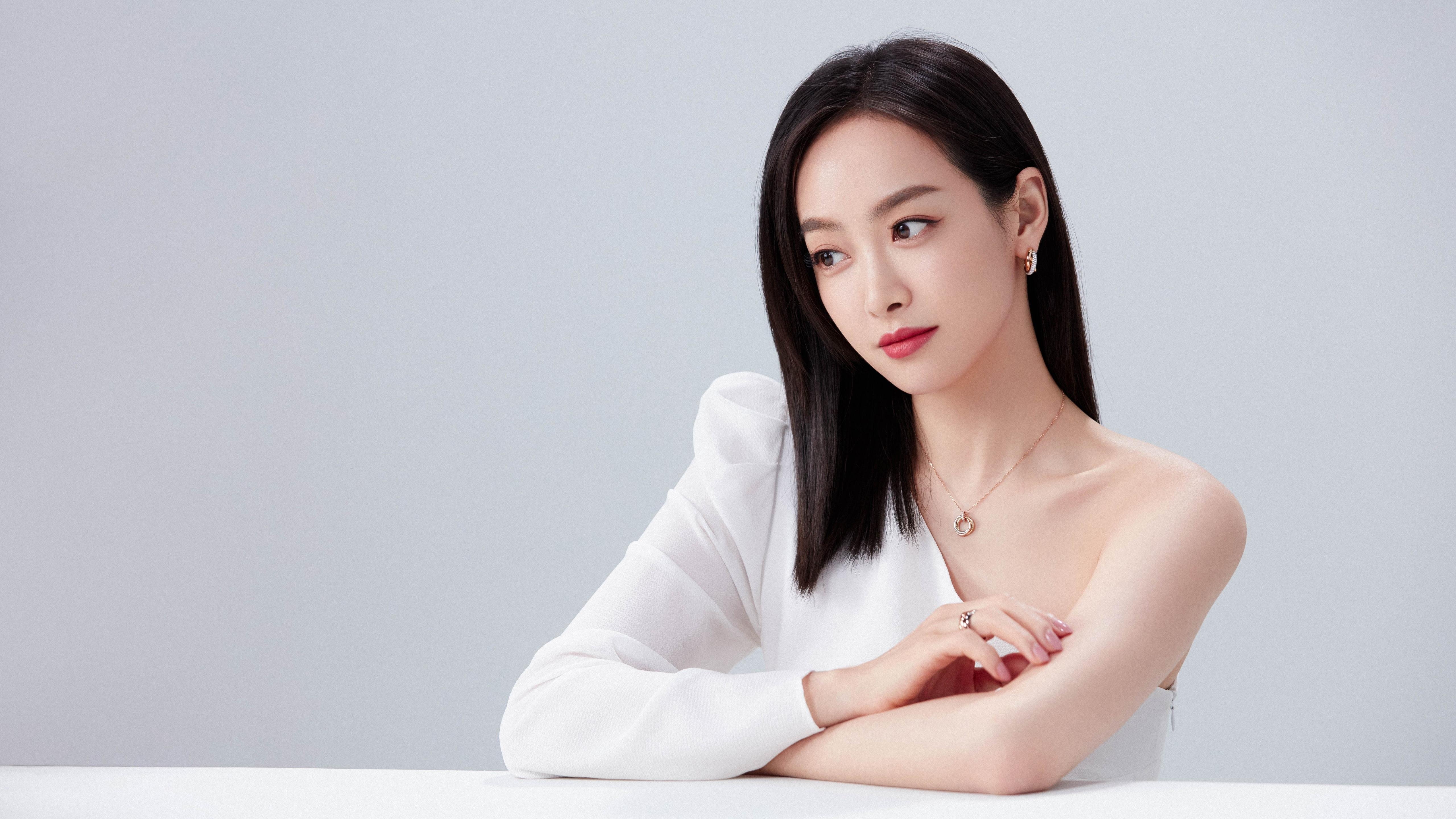 爱游戏大厅-宿敌与新王，威廉姆斯黄昏下的红牛逆转，皮亚斯特里重写历史