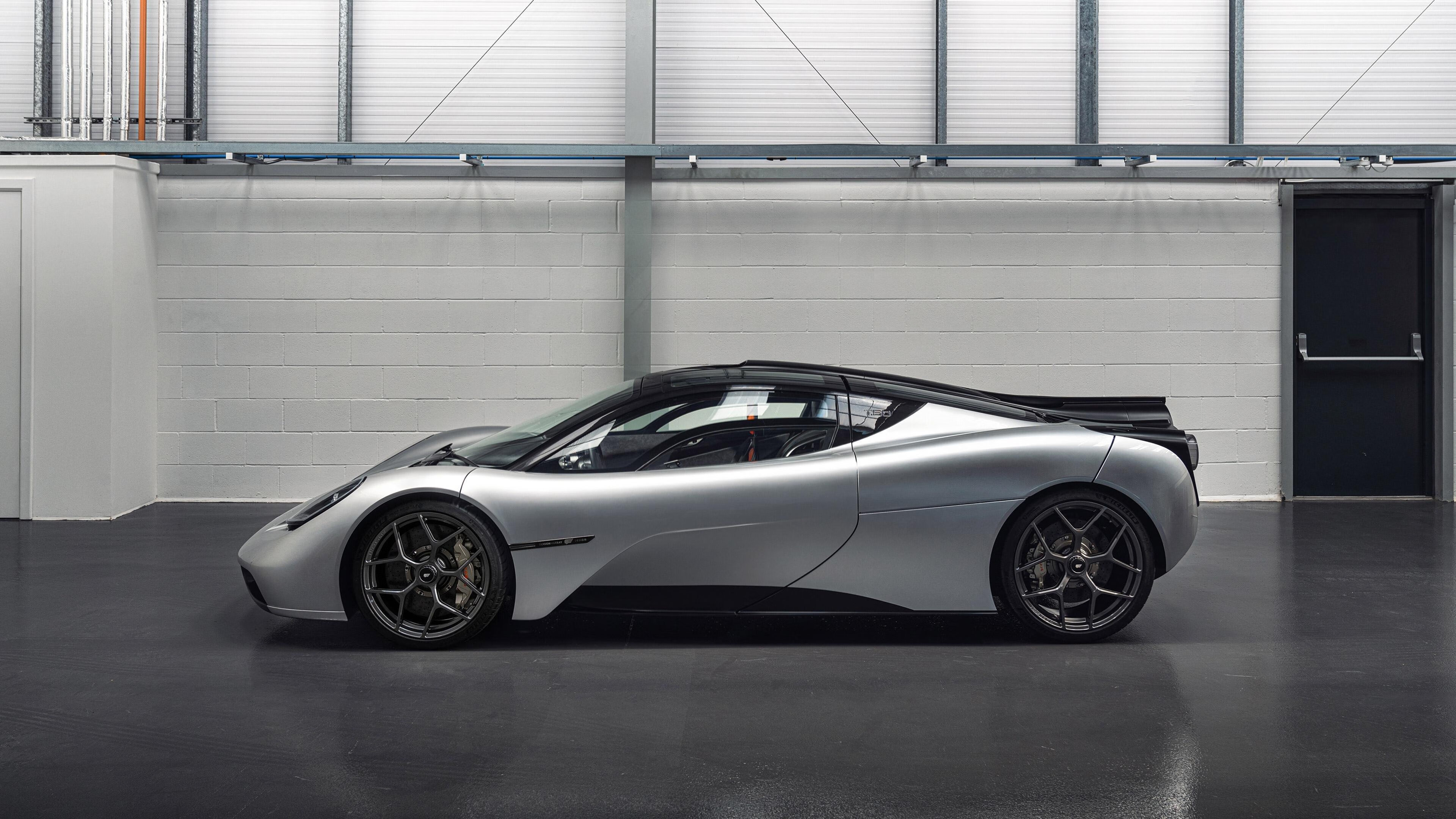 英格兰之盾破茧成蝶,2026世界杯之夜,赖斯在英阿焦点战证明自己