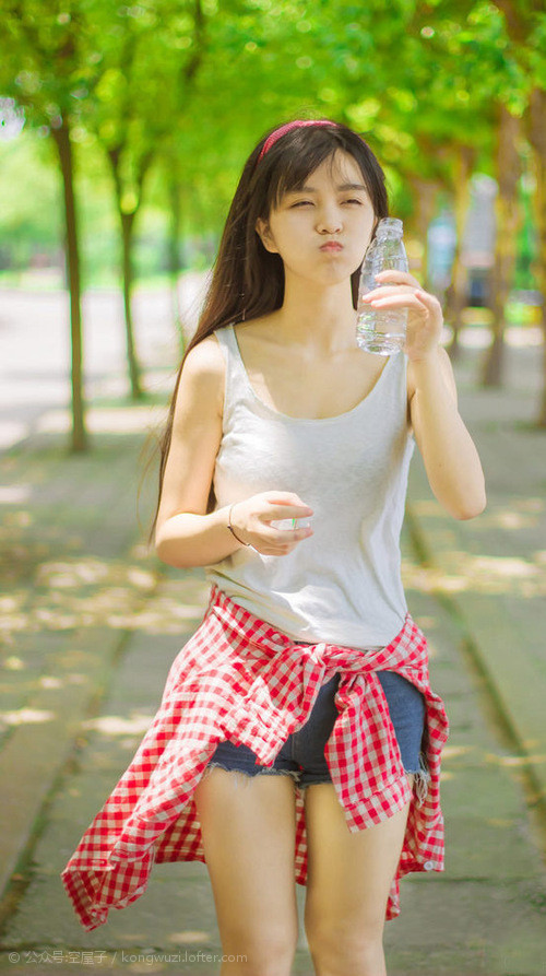 跨洋对决，当深圳防线遭遇降维打击，西亚卡姆的全方位轰炸无人能解