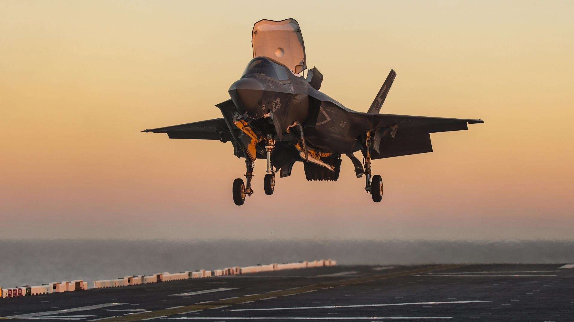 爱游戏官网-NBA季后赛级对决，突尼斯压哨绝杀终结阿尔及利亚，北非黑马的逆袭剧本