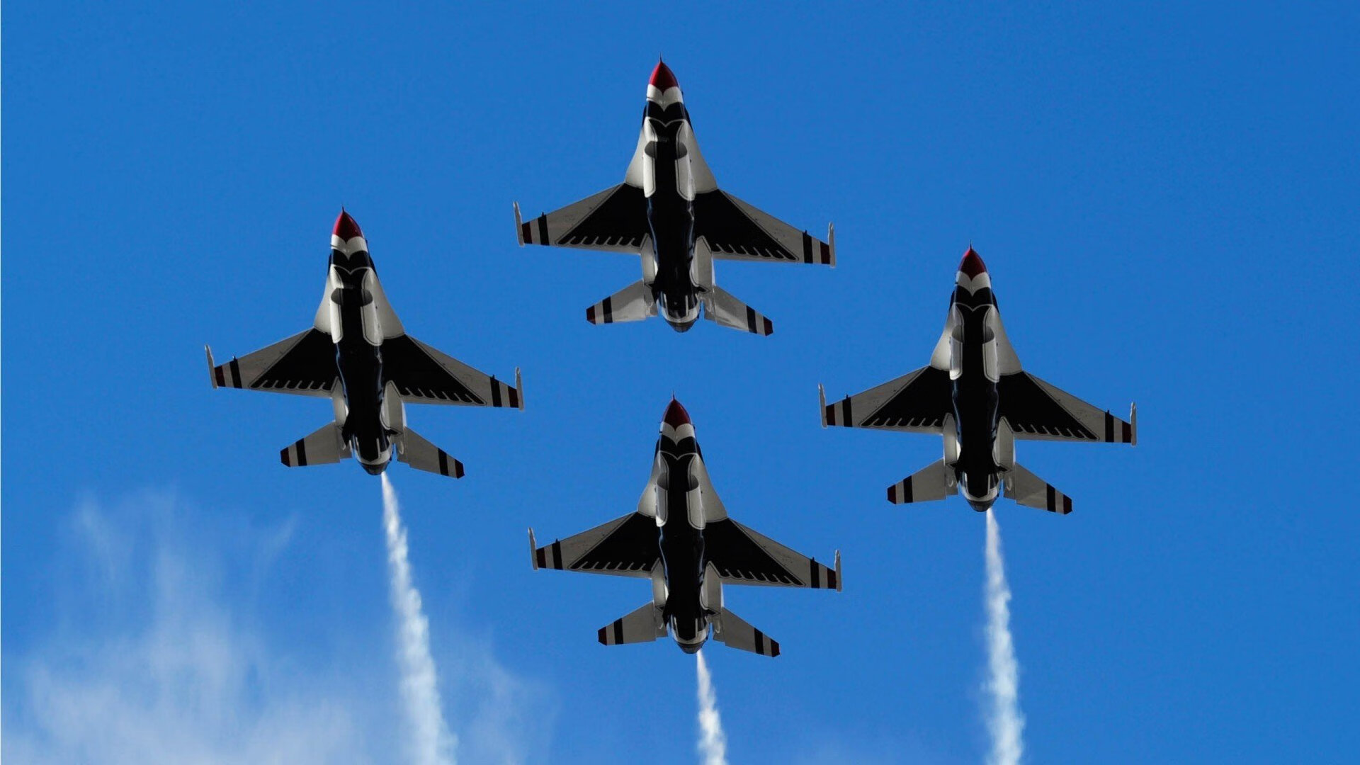 爱游戏在线-铁壁与钥匙，秘鲁用混凝土防守锁死黄潜，绝境中巴雷拉化身孤胆英雄