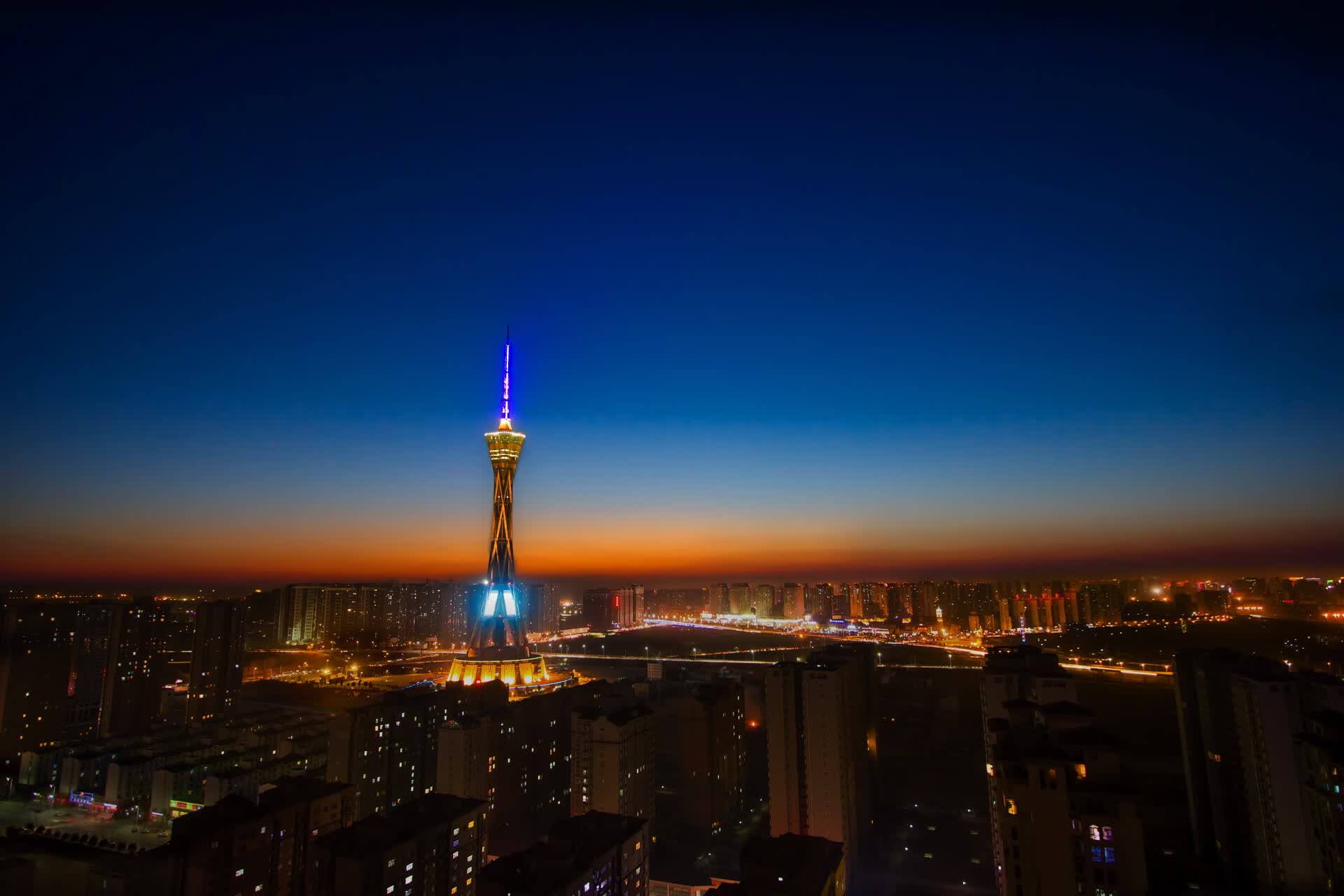 永恒的一秒,当湄南河潮水漫过伊比利亚之巅